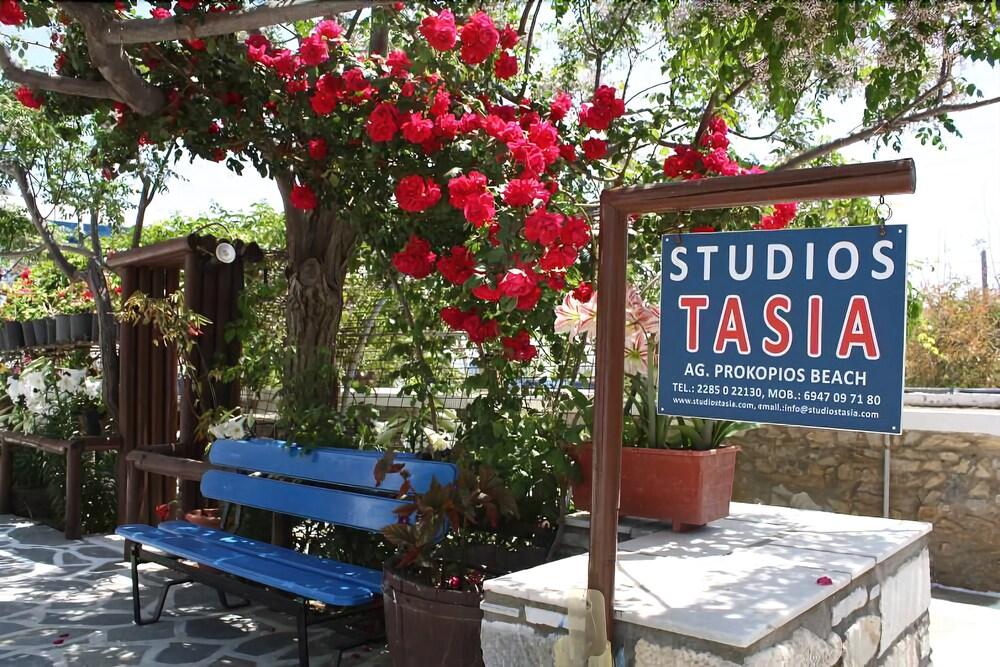 Studios Tasia Agios Prokopios  Eksteriør billede